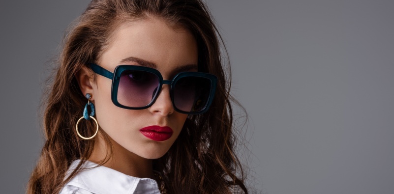 Oversized sunglasses