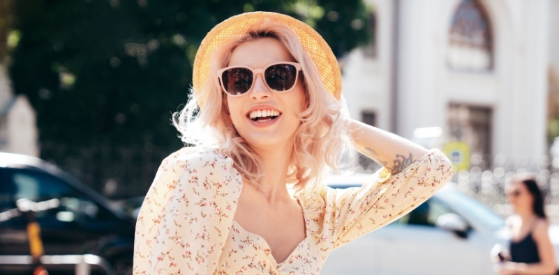 Woman wearing sunglasses in spring weather
